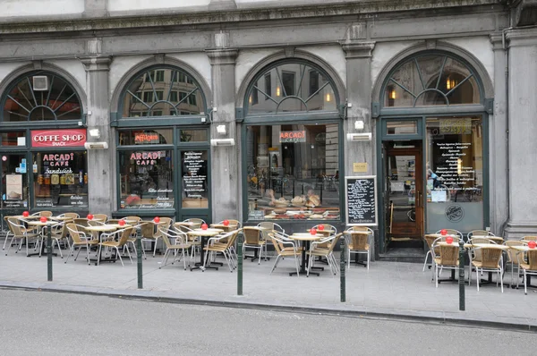 Bélgica, restaurante en la pintoresca ciudad de Bruselas — Foto de Stock