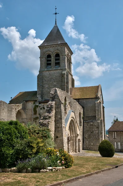 França, pitoresca igreja de Montchauvet — Fotografia de Stock