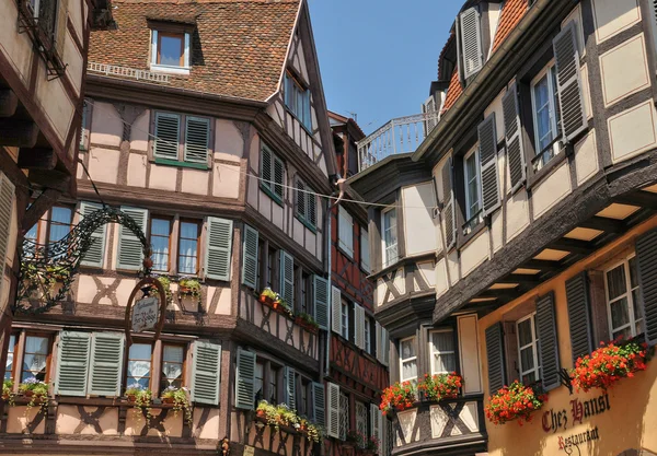 Frankrike, pittoreska staden colmar i haut-rhin — Stockfoto