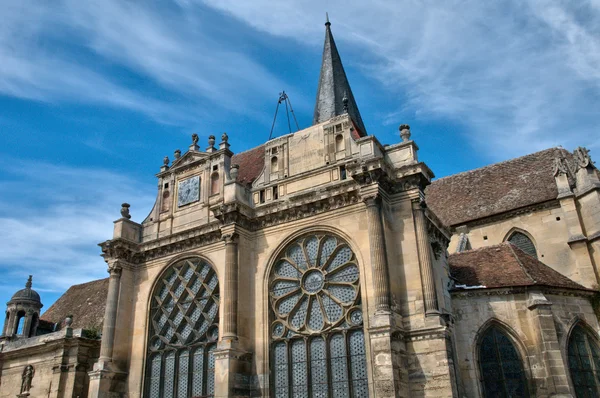 Francie, církev magny en Vexin val d oise — Stock fotografie