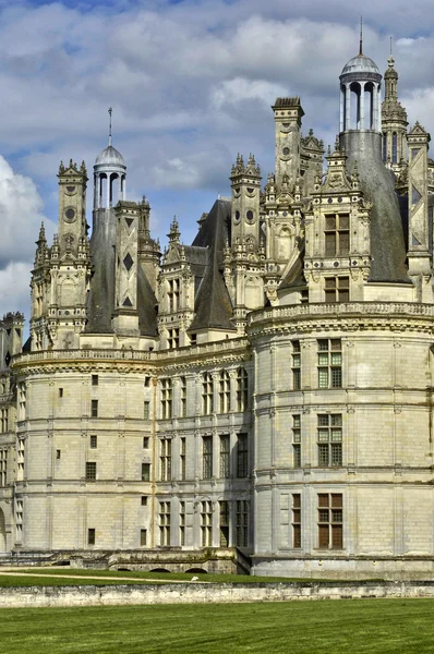 ปราสาทฟื้นฟูของ Chambord ใน Loir et Cher — ภาพถ่ายสต็อก