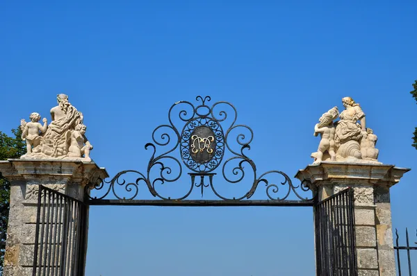 Castelo clássico de Malle em Gironde — Fotografia de Stock