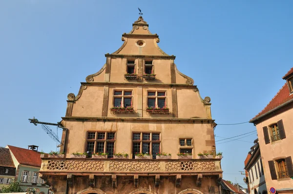 Francie, malebné staré město molsheim — Stock fotografie