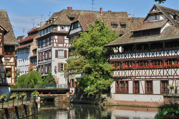 Alsacia, casco antiguo e histórico de Estrasburgo — Foto de Stock