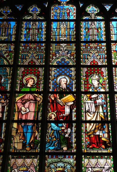 Bélgica, pintoresca iglesia de Notre Dame du Sablon de Bruselas —  Fotos de Stock