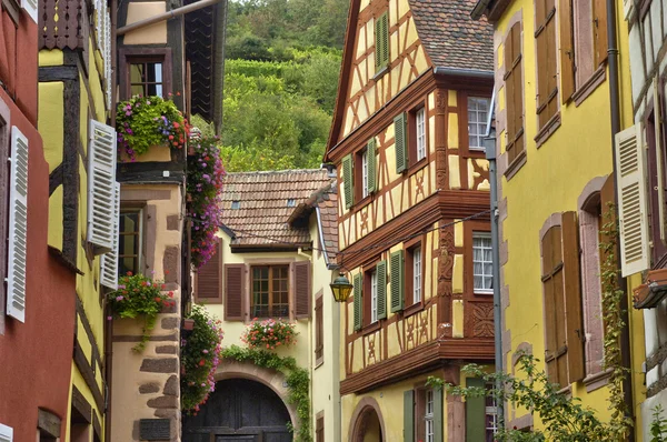 Francia, pequeño pueblo de Kaysersberg en Alsacia —  Fotos de Stock