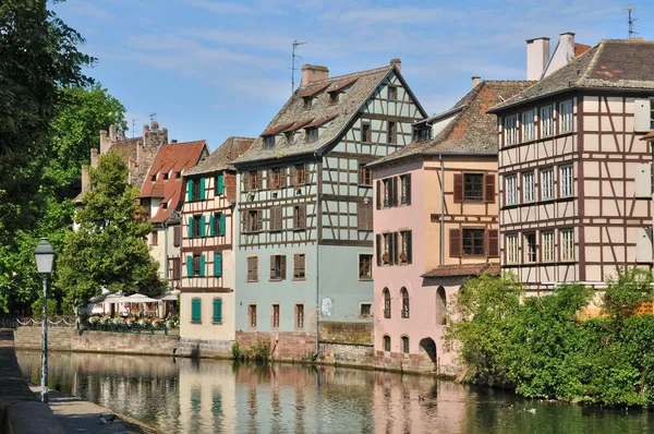 Alsacia, casco antiguo e histórico de Estrasburgo — Foto de Stock