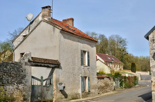 Francia, el pintoresco pueblo de Sailly — Foto de Stock