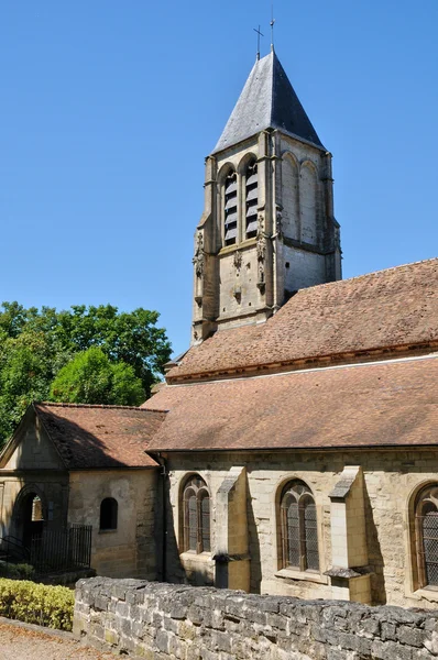 Francia, la pittoresca chiesa di Mery sur Oise — Foto Stock