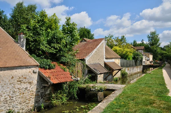 Francia, el pintoresco pueblo de Chevreuse —  Fotos de Stock