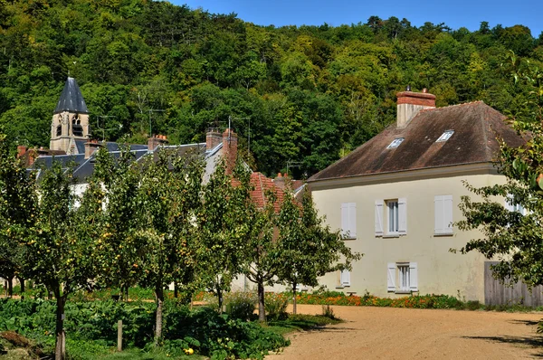 Frankrijk, het pittoreske dorp van la roche-guyon — Stockfoto