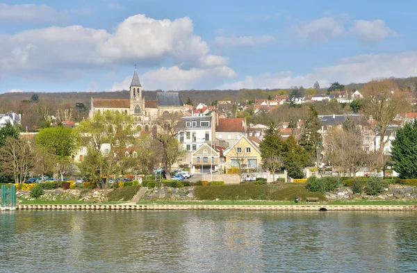 Francia, la città di Triel sur Seine — Foto Stock