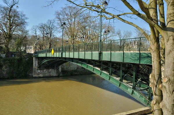 Val d Oise, cidade pitoresca de L Isle Adam — Fotografia de Stock