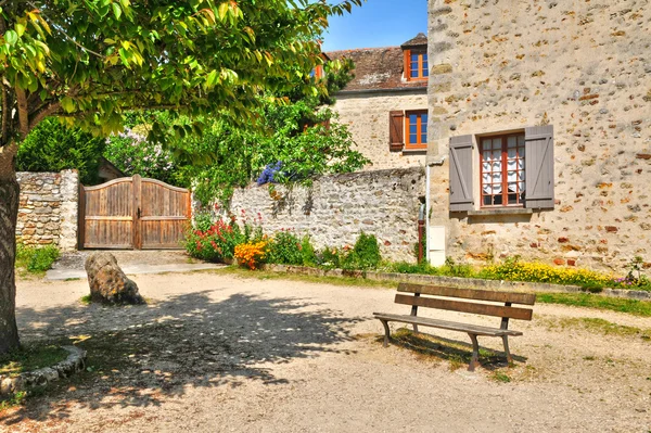França, a pitoresca aldeia de Fremainville em Val d Oise — Fotografia de Stock