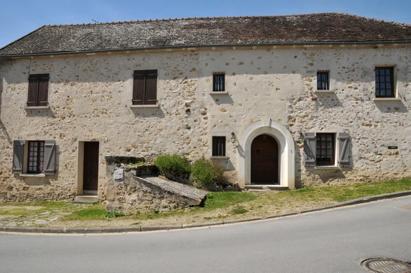 Frankrike, den pittoreska byn fremainville i val d oise — Stockfoto