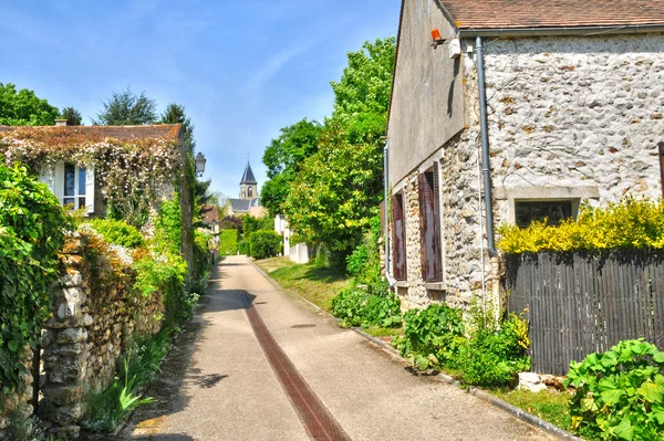 Frankrike, den pittoreska byn fremainville i val d oise — Stockfoto