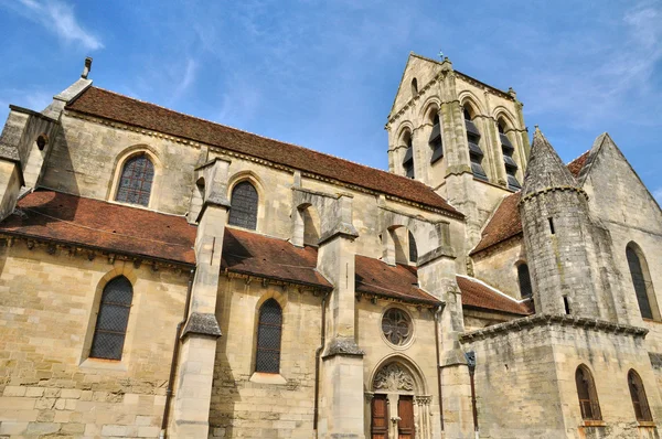 Франция, церковь Овер-сюр-Уаз — стоковое фото