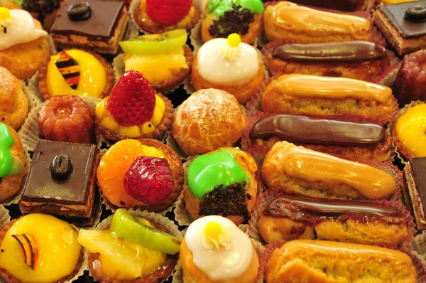 Ile de France, close up of cakes assortment — Stock Photo, Image