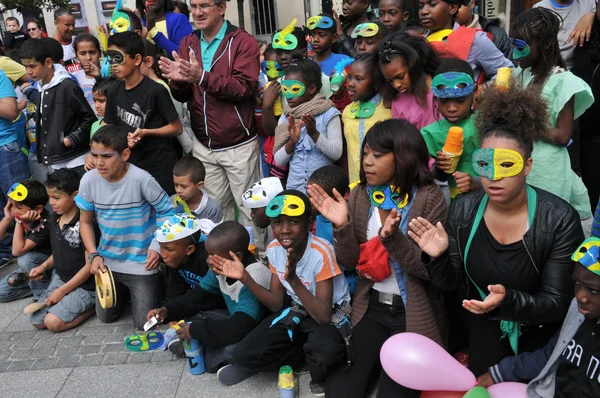 França, crianças carnaval em Les Mureaux — Fotografia de Stock