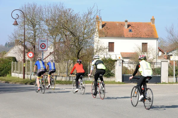 Frankrike, landsbyen Saint Martin la Garenne i Les Yvelines – stockfoto