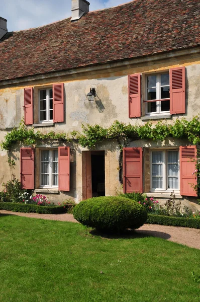 Francia, el pintoresco pueblo de Wy dit Joli Village — Foto de Stock