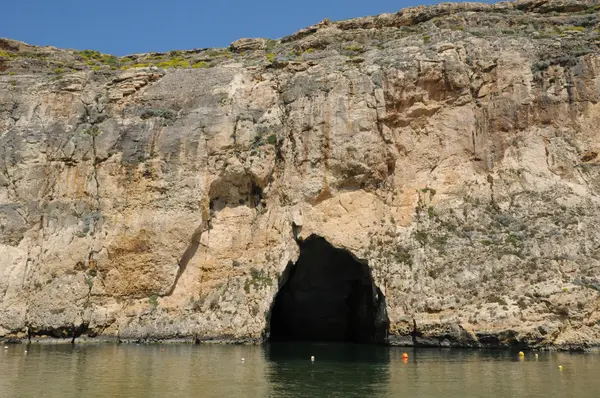 República de Malta, a pitoresca baía de Dwejra — Fotografia de Stock