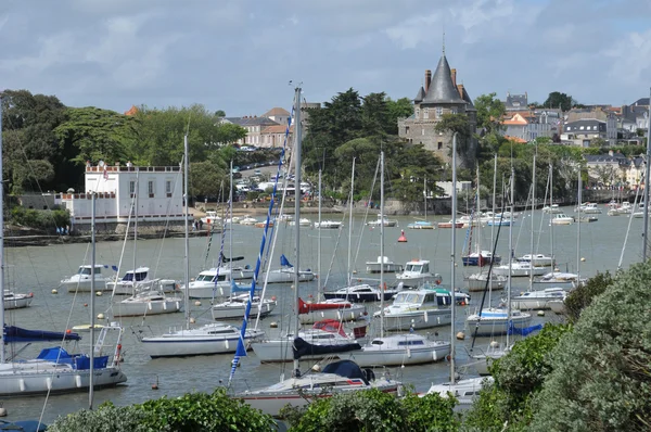 Schilderachtige stad van pornic in loire-atlantique — Stockfoto