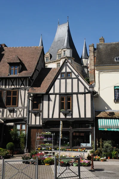 Schilderachtige stad van gaillon in Normandië — Stockfoto