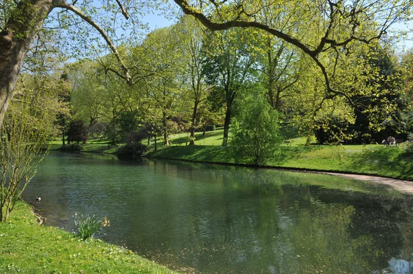 Francia, el parque Meissonnier en Poissy — Foto de Stock