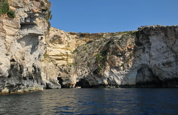 Malta, el pintoresco sitio de la Gruta Azul — Foto de Stock