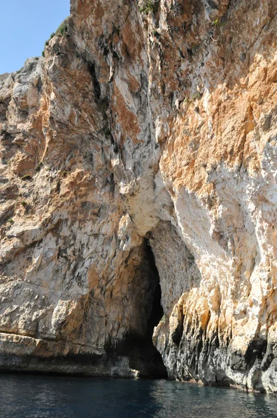 Malta, de pittoreske site van blauwe grot — Stockfoto