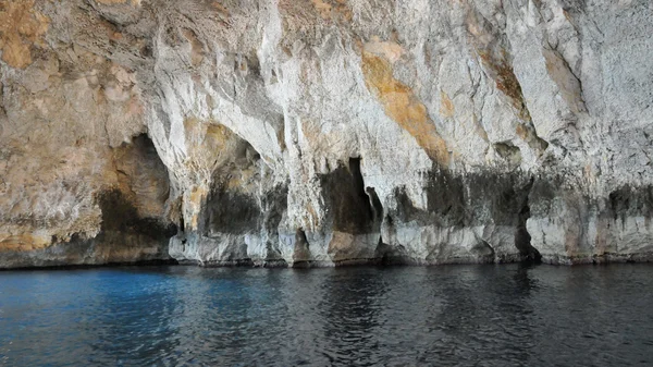 Malta, el pintoresco sitio de la Gruta Azul —  Fotos de Stock