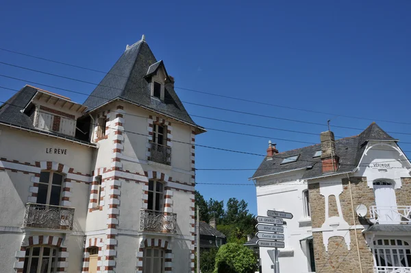 Cidade de Le Pouliguen em Loire Atlantique — Fotografia de Stock