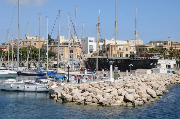 Malta, a pitoresca baía de Valetta — Fotografia de Stock