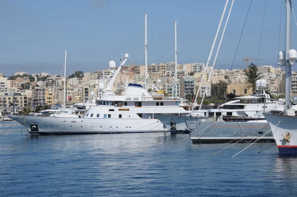 Malta, la pintoresca bahía de La Valeta — Foto de Stock