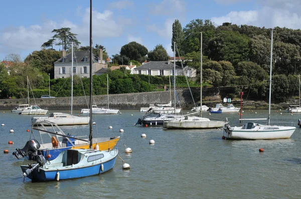 Schilderachtige stad van pornic in loire-atlantique — Stockfoto