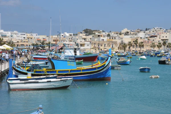 Malta, marsaxlokk pitoresk kenti — Stok fotoğraf