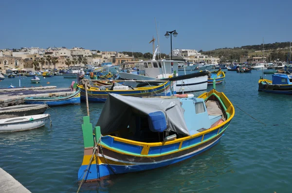 Malta, die malerische stadt marsaxlokk — Stockfoto