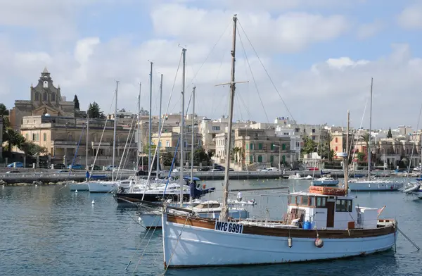 Malta, la pintoresca bahía de La Valeta — Foto de Stock