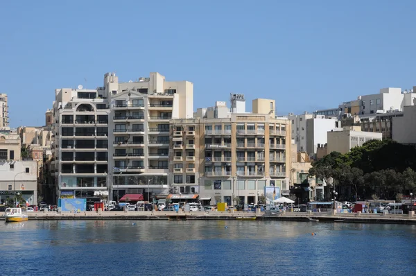 Malta, viehättävä lahti Valetta — kuvapankkivalokuva