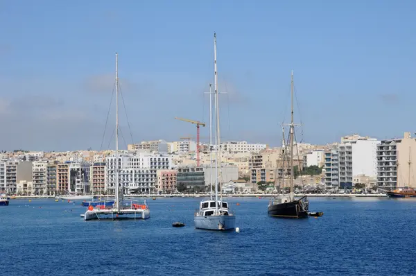 Мальта, живописный залив Валетта — стоковое фото