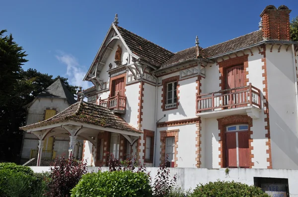 Ciudad de Le Pouliguen en Loira Atlantique —  Fotos de Stock