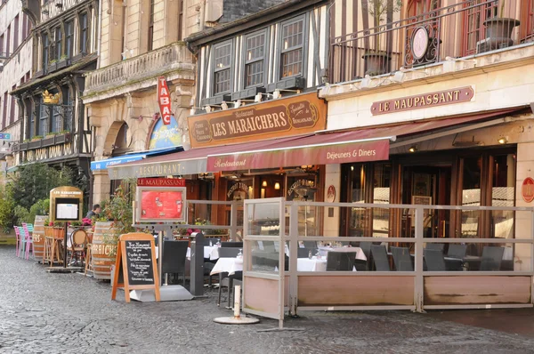 Normandie, malebná města rouen — Stock fotografie