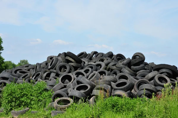 France, pile of waste tires in Arthies — Stock Photo, Image