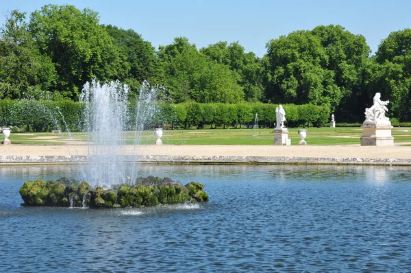 Picardie, the picturesque castle of Chantilly in Oise — Stock Photo, Image