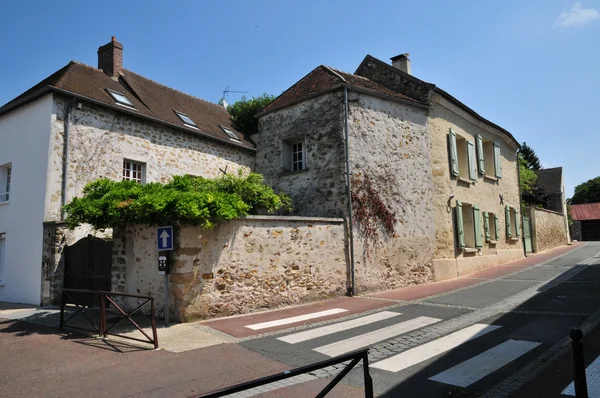 Francia, il pittoresco villaggio di Courdimanche — Foto Stock