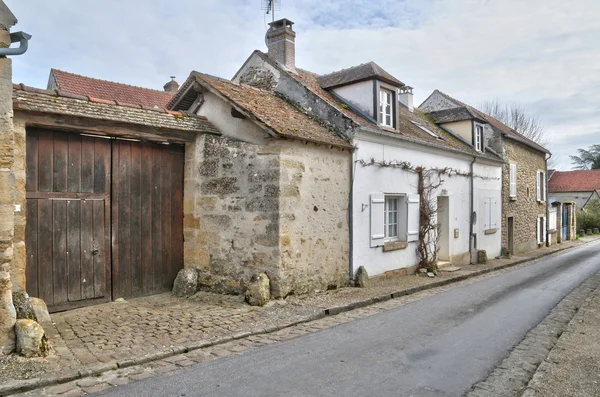Francia, el pintoresco pueblo de Themericourt — Foto de Stock