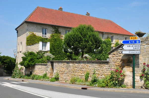 France, le village pittoresque de Courdimanche — Photo