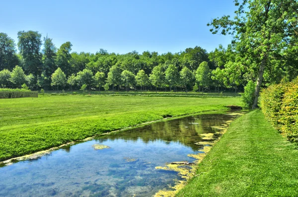 Picardie, el pintoresco castillo de Chantilly en Oise — Foto de Stock