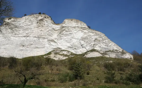 Normandie, de schilderachtige stad van les andelys — Stockfoto